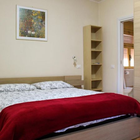 Agrifoglio B&B Nervesa della Battaglia Buitenkant foto