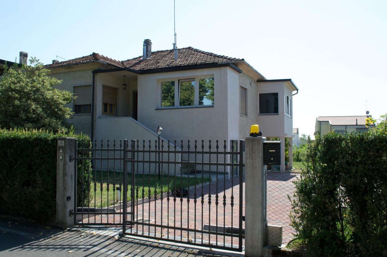 Agrifoglio B&B Nervesa della Battaglia Buitenkant foto